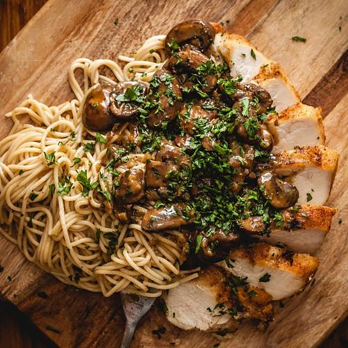 Postkort Caius sav Sous Vide Chicken Marsala with Pasta - Best Sous Vide Recipes