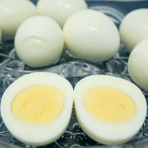 Boiled Eggs Life Hack🥚🐧 #cooking #egguins #lifehack #boiledeggs